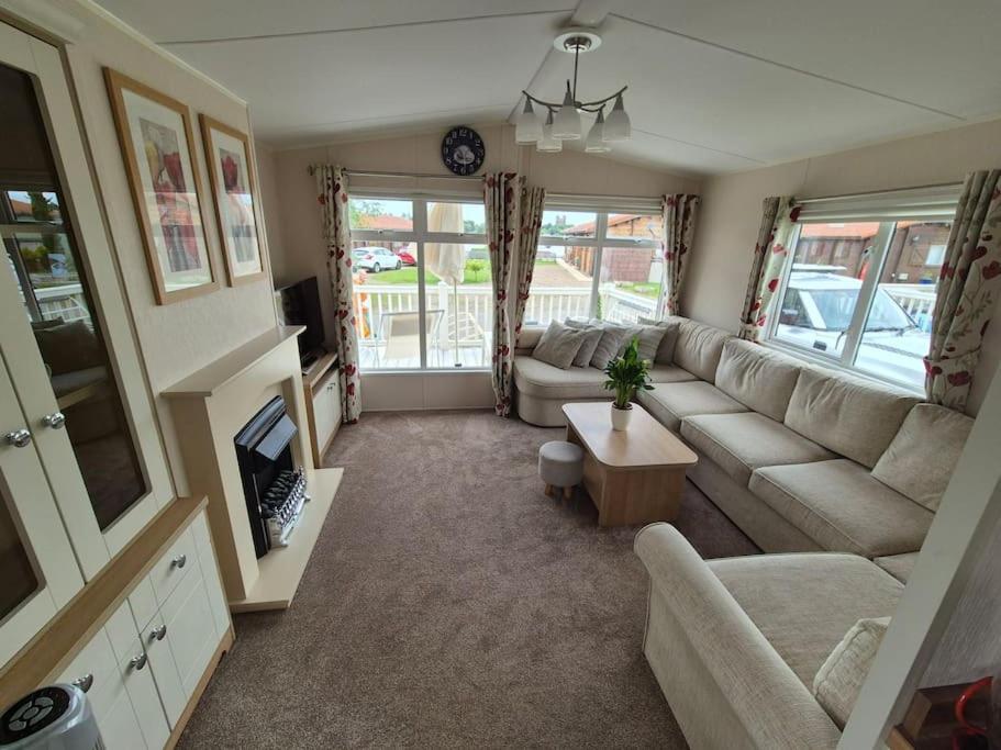 Amazing 2Bedroom Caravan In Lincoln, แททเทอร์ชอล ภายนอก รูปภาพ